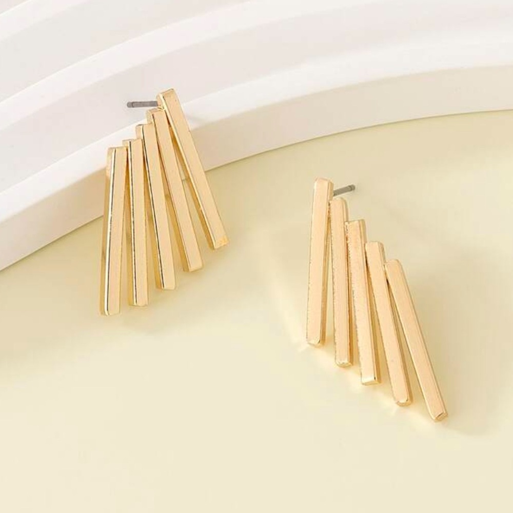 Modern Gold Tone Bar Earrings - Picture 3 of 3